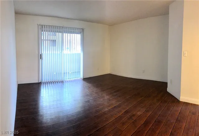 $1,295 | 2750 South Durango Drive, Unit 1102, Las Vegas, NV 89117
