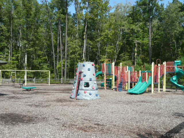 3050 Vistapoint Road Midlothian, VA 23113 - Photo 22 of 24