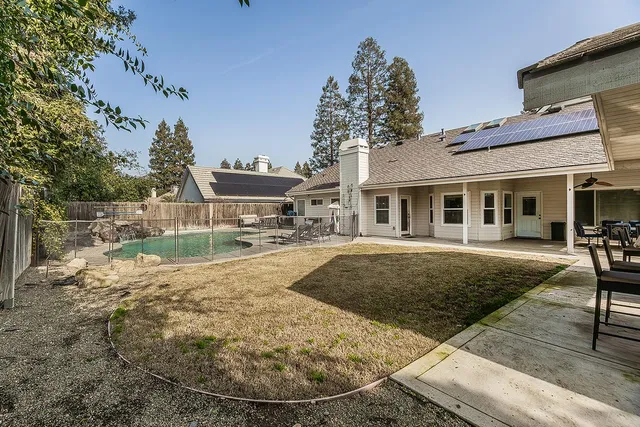 $795,000 | 2409 Southeast Cottonwood Circle, Visalia, CA 93277