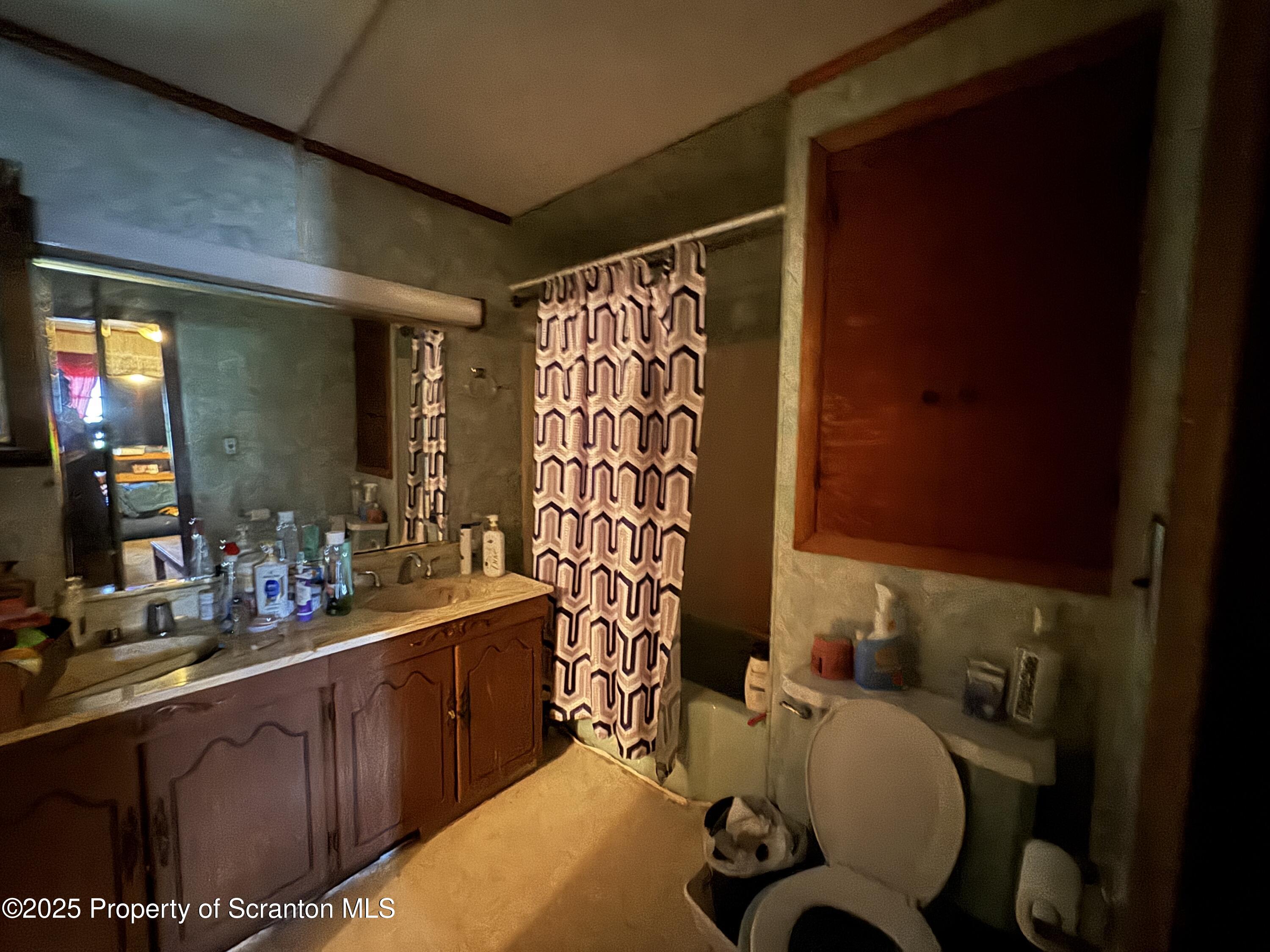 1430 North Main Avenue Scranton, PA 18508 - Photo 18 of 31 a bathroom with a sink toilet and shower