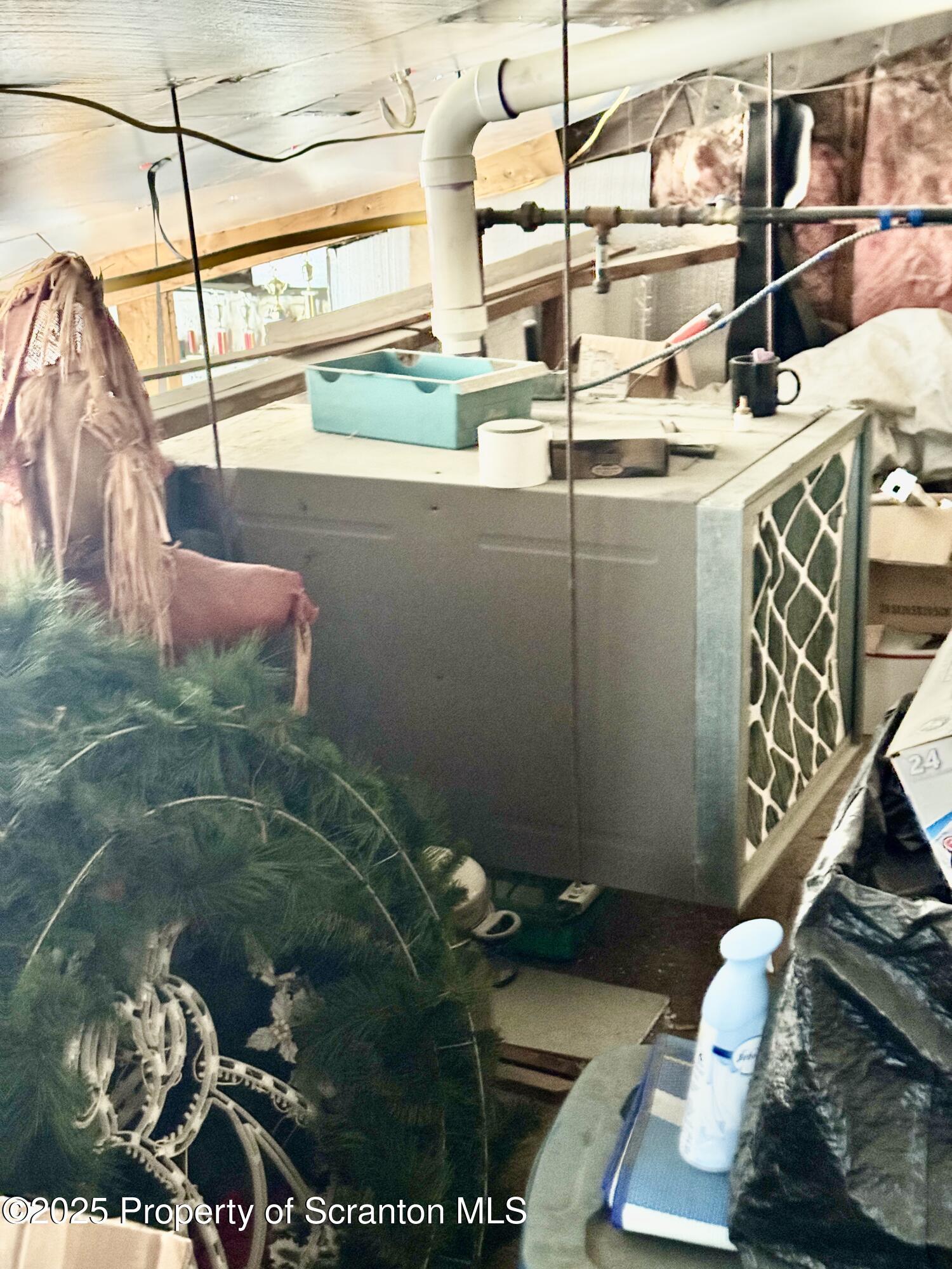 1430 North Main Avenue Scranton, PA 18508 - Photo 22 of 31 a close up of a sink