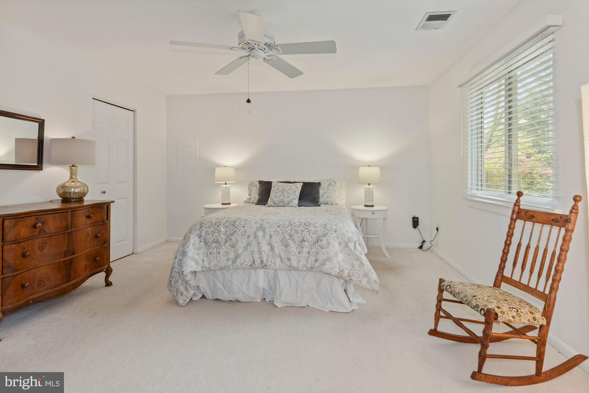 11310 Gatesborough Lane Reston, VA 20191 - Photo 20 of 43 Primary Bedroom