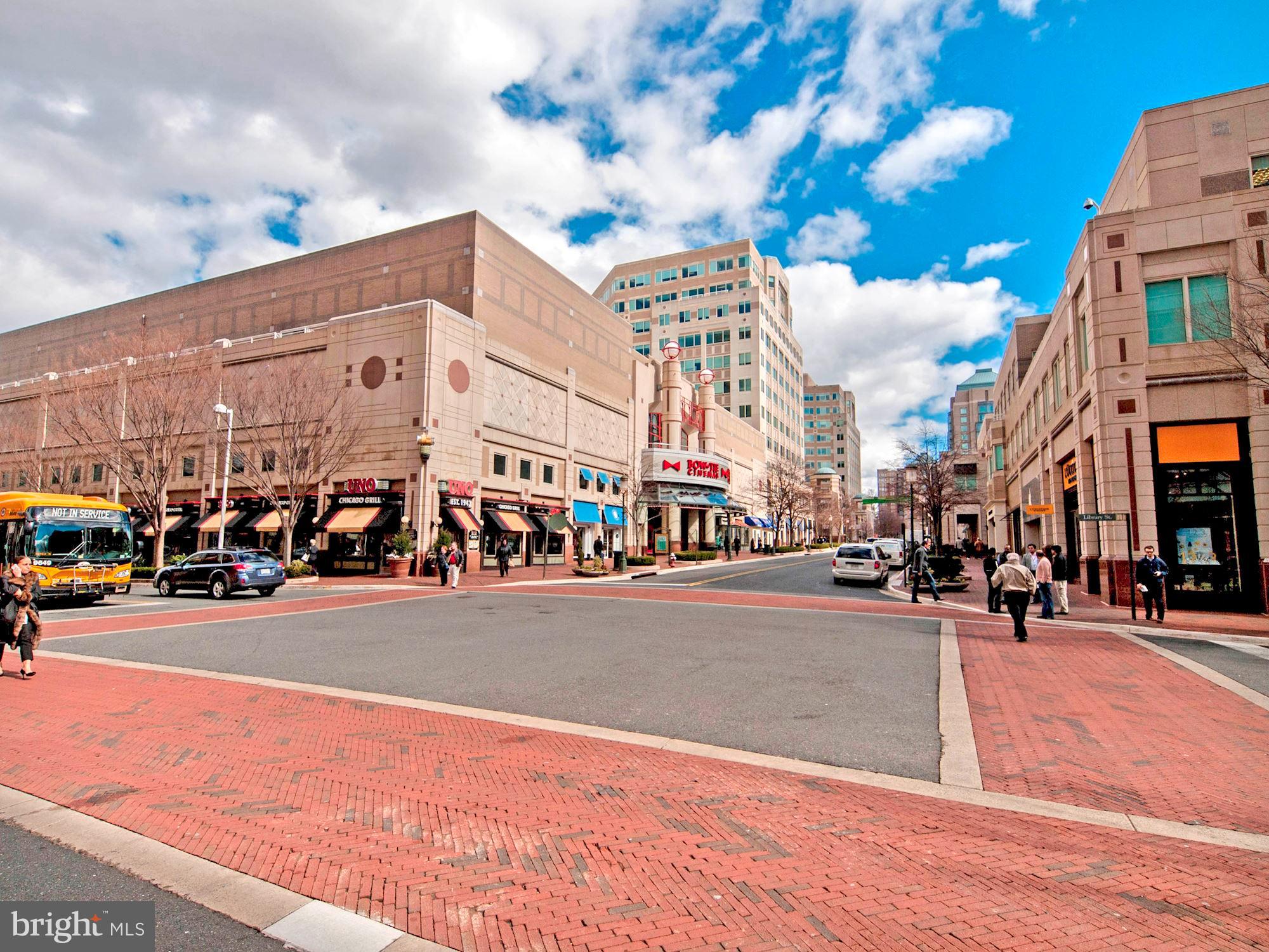 11310 Gatesborough Lane Reston, VA 20191 - Photo 38 of 43 Reston Town Center