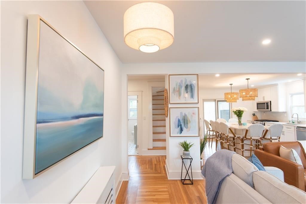 29 Fenner Avenue Newport, RI 02840 - Photo 1 of 45