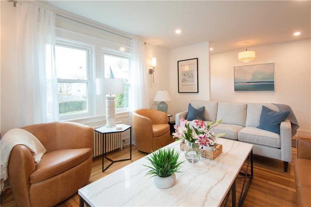 29 Fenner Avenue Newport, RI 02840 - Photo 2 of 45