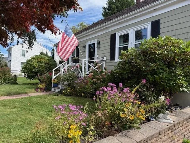 $7,000 | 29 Fenner Avenue, Newport, RI 02840