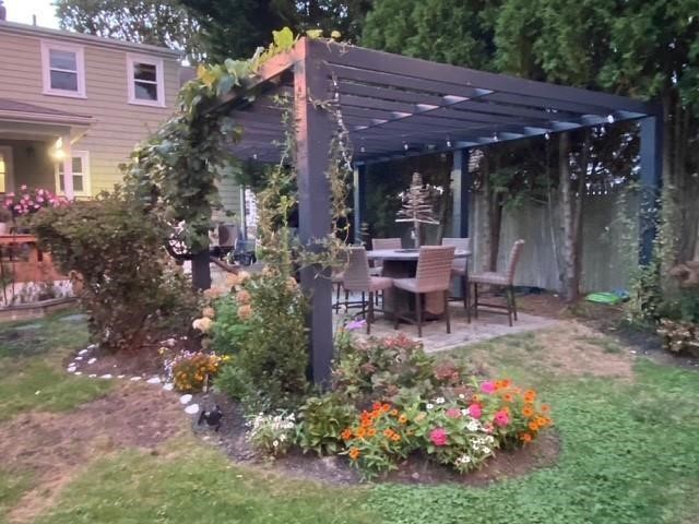 29 Fenner Avenue Newport, RI 02840 - Photo 43 of 45