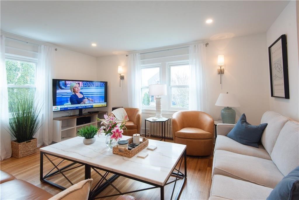 29 Fenner Avenue Newport, RI 02840 - Photo 6 of 45