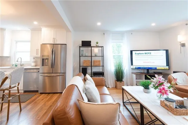 $7,000 | 29 Fenner Avenue, Newport, RI 02840