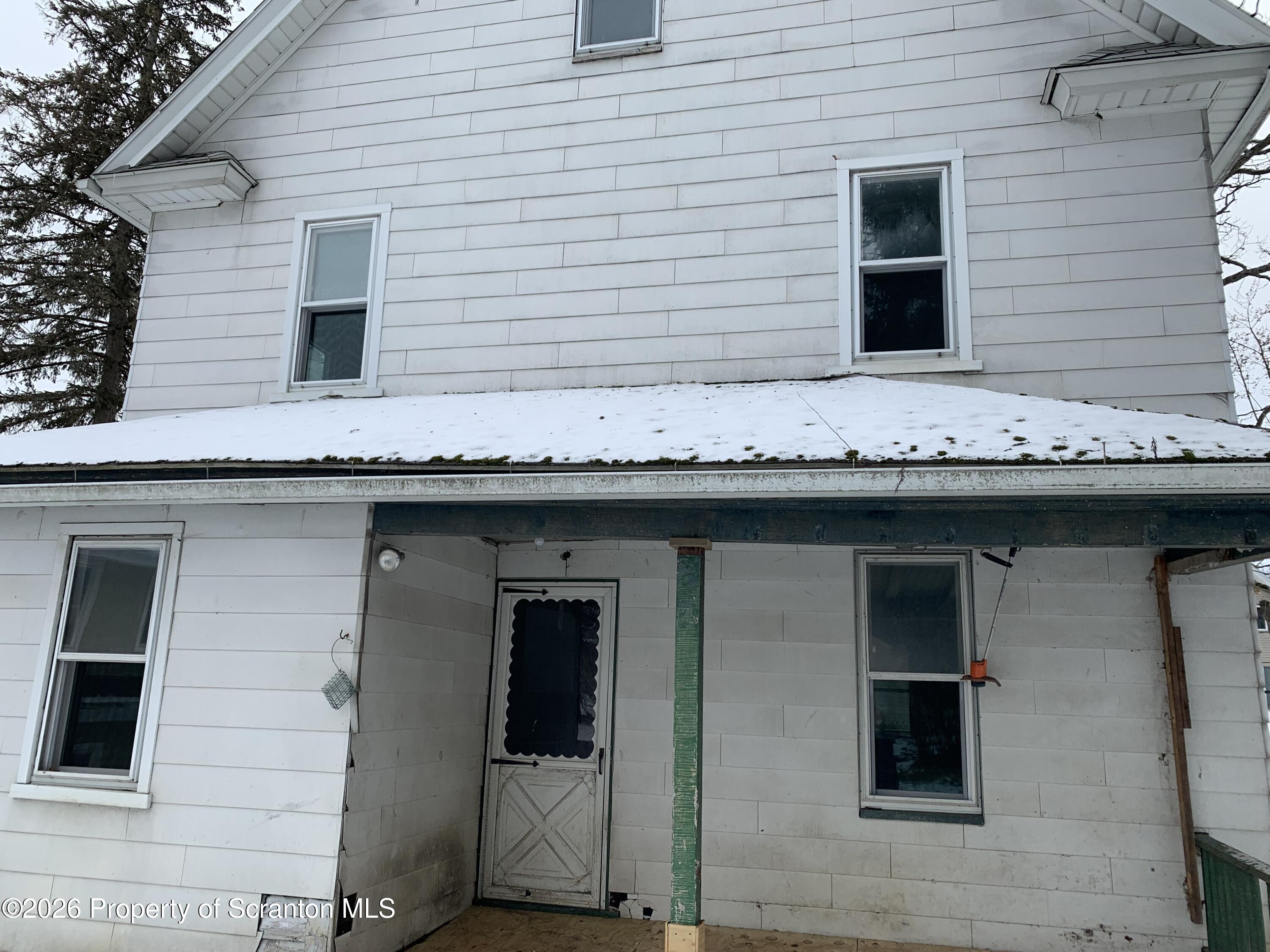 709 Meade Street Dunmore, PA 18512 - Photo 27 of 38 a front view of a house