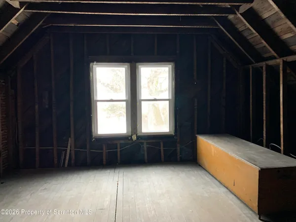 a view of walk in closet