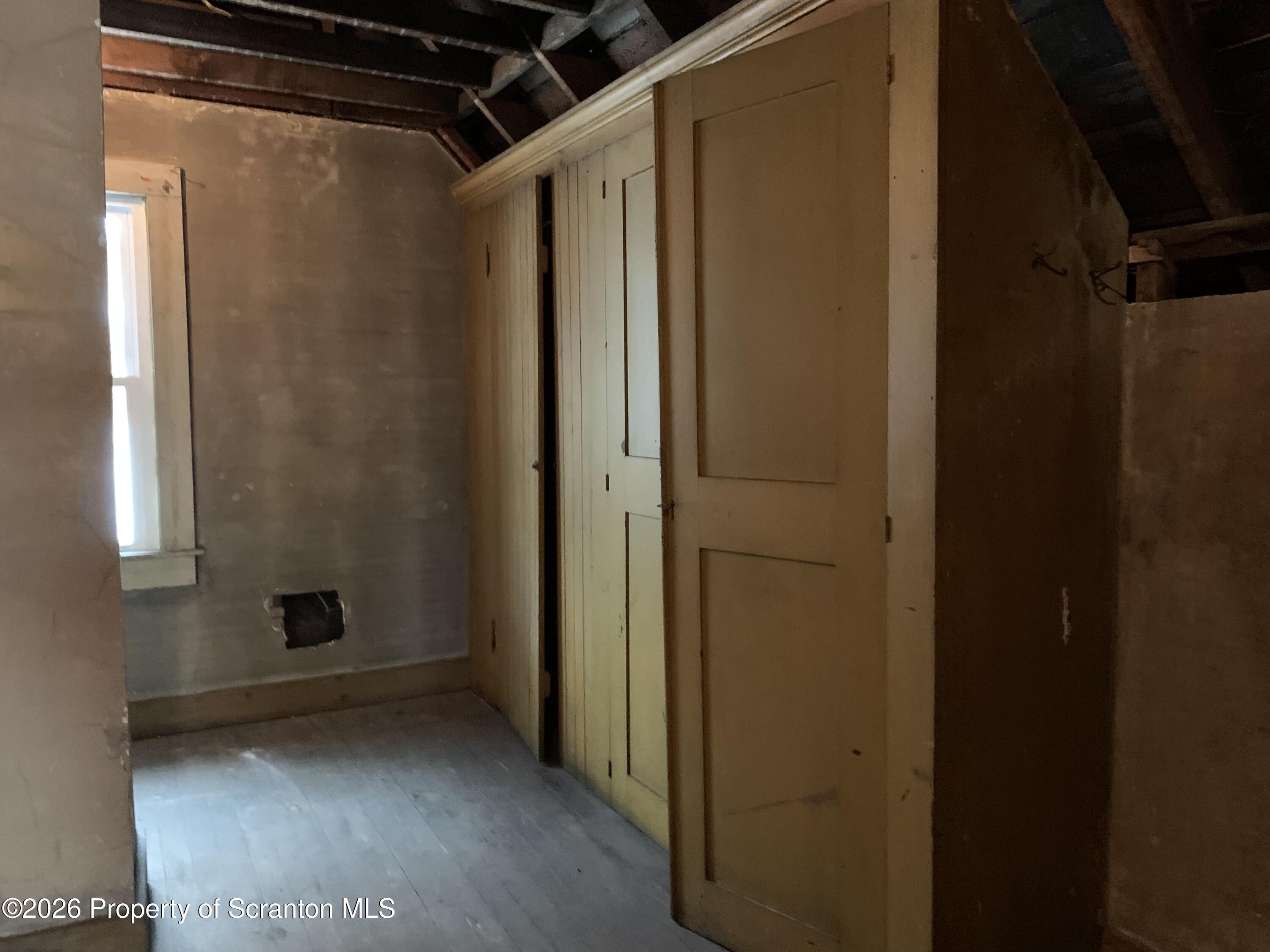 709 Meade Street Dunmore, PA 18512 - Photo 36 of 38