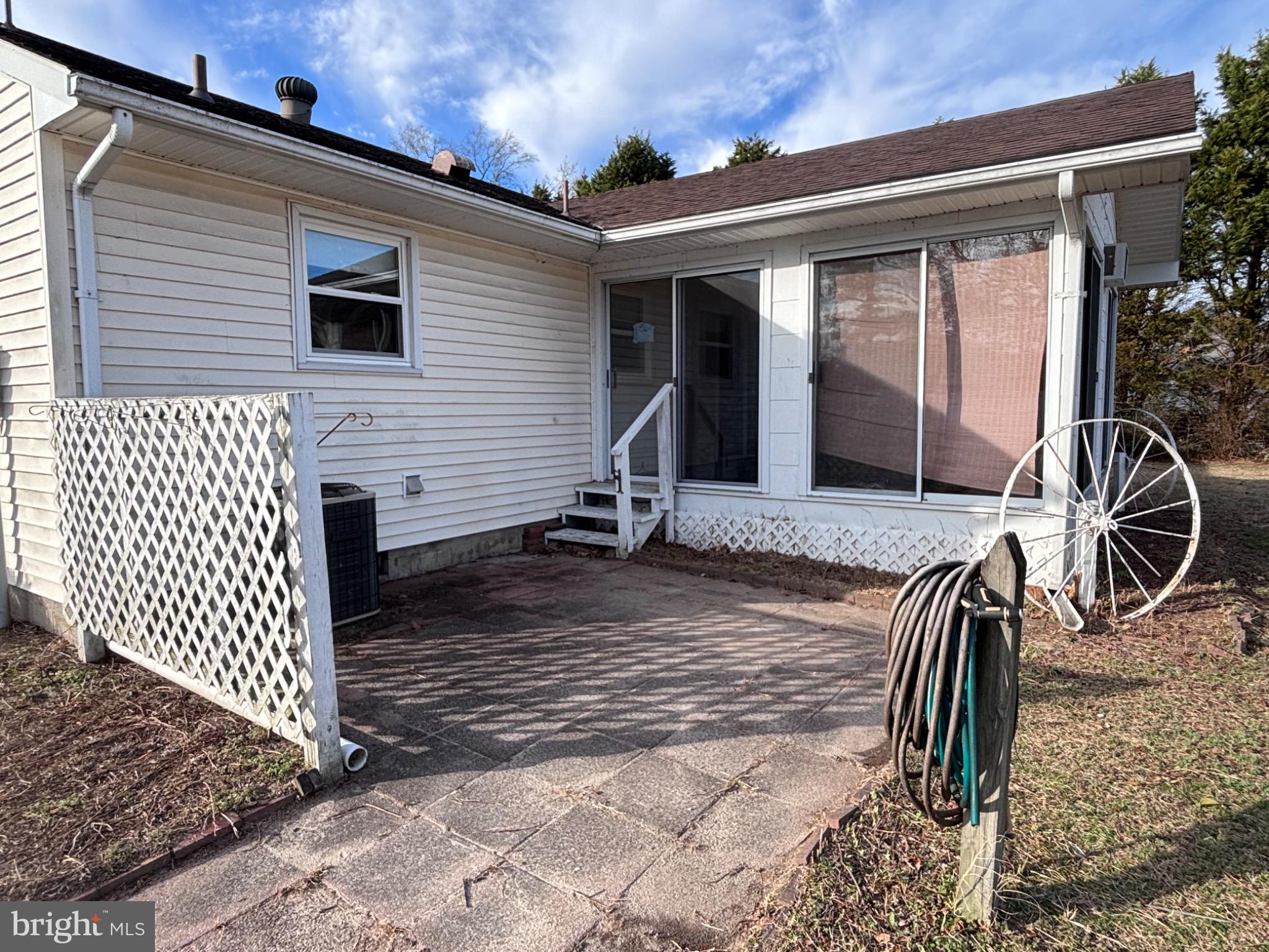 7179 Walston Switch Road Parsonsburg, MD 21849 - Photo 32 of 32 Charming entryway with rustic accents.
