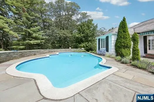 $1,250,000 | 18 Pepperidge Tree Terrace, Butler, NJ 07405