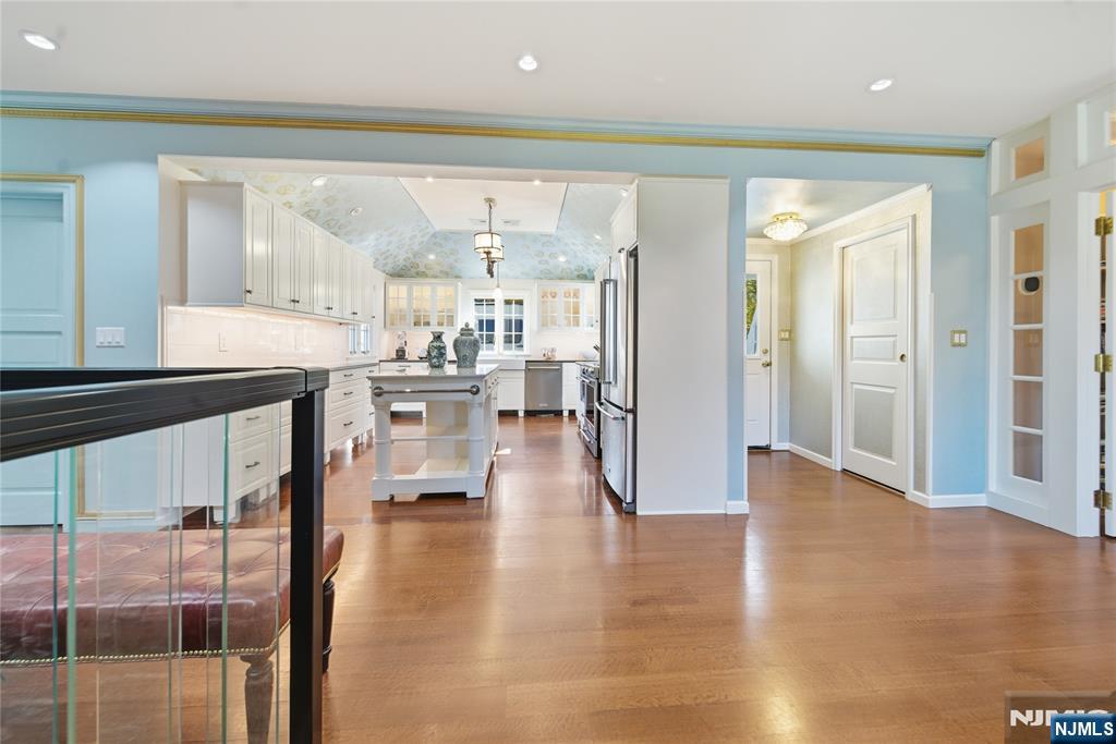 18 Pepperidge Tree Terrace Butler, NJ 07405 - Photo 5 of 35 a view of a living room and kitchen view