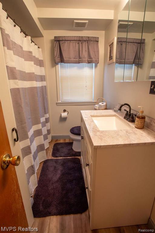22123 Normandy Avenue Eastpointe, MI 48021 - Photo 6 of 15