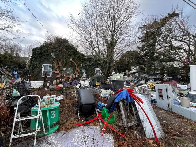 $290,000 | 16 Bransford Street, Patchogue, NY 11772