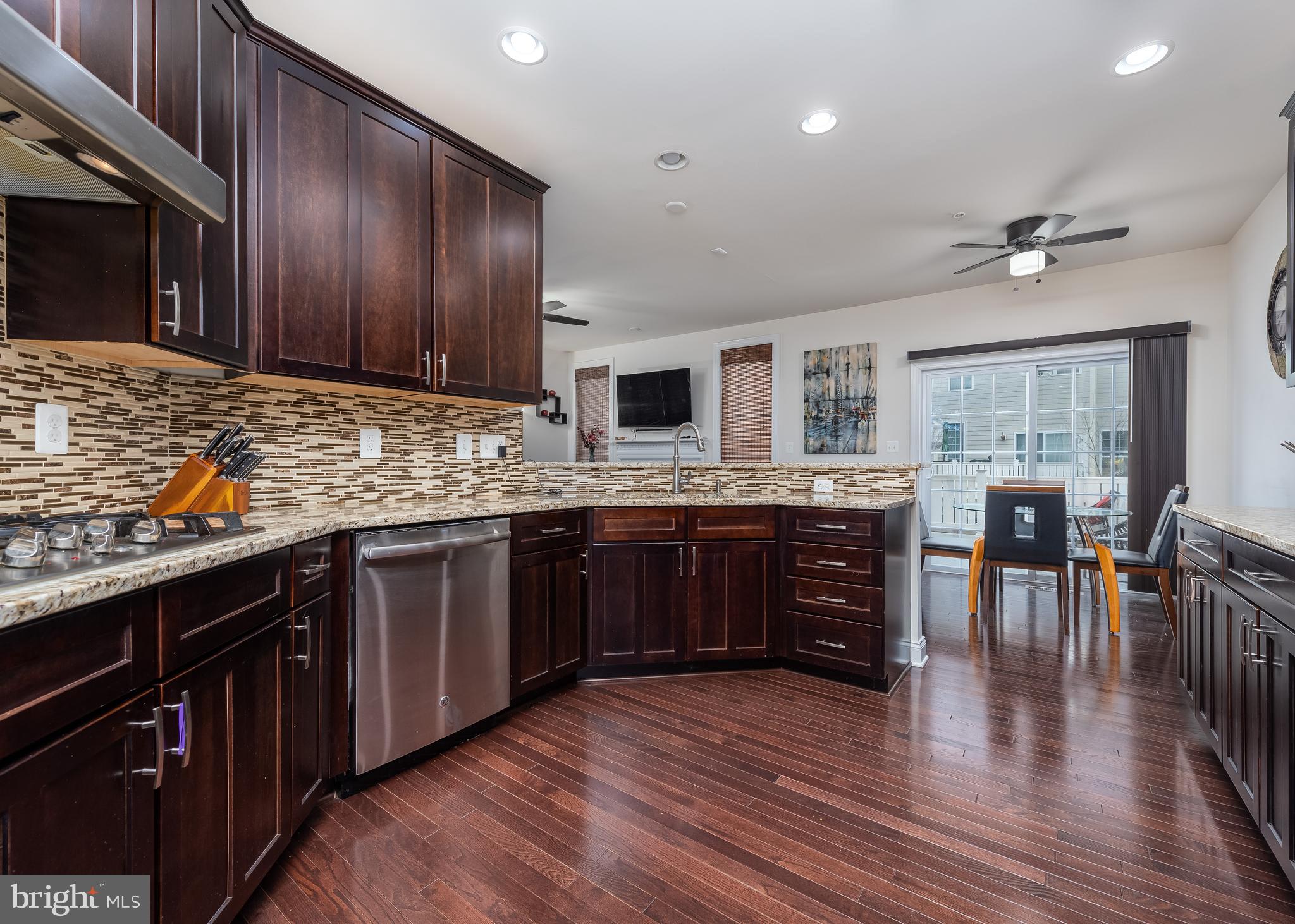 7665 Elmcrest Road Hanover, MD 21076 - Photo 2 of 37 Huge gourmet kitchen with all the upgrades
