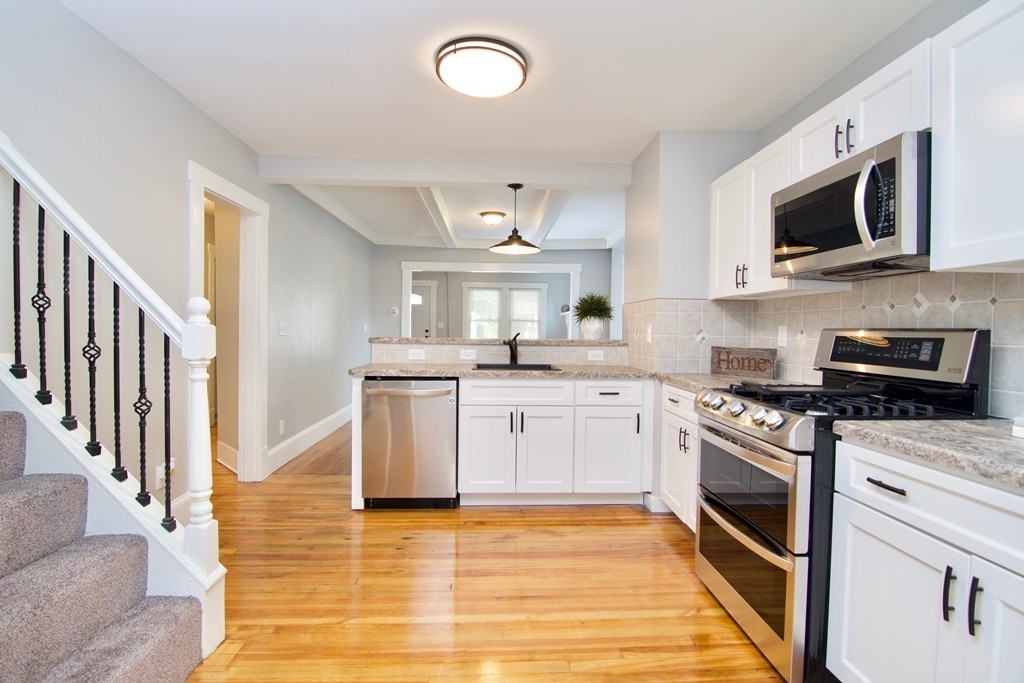 30 Alberta Street Springfield, MA 01108 - Photo 7 of 30