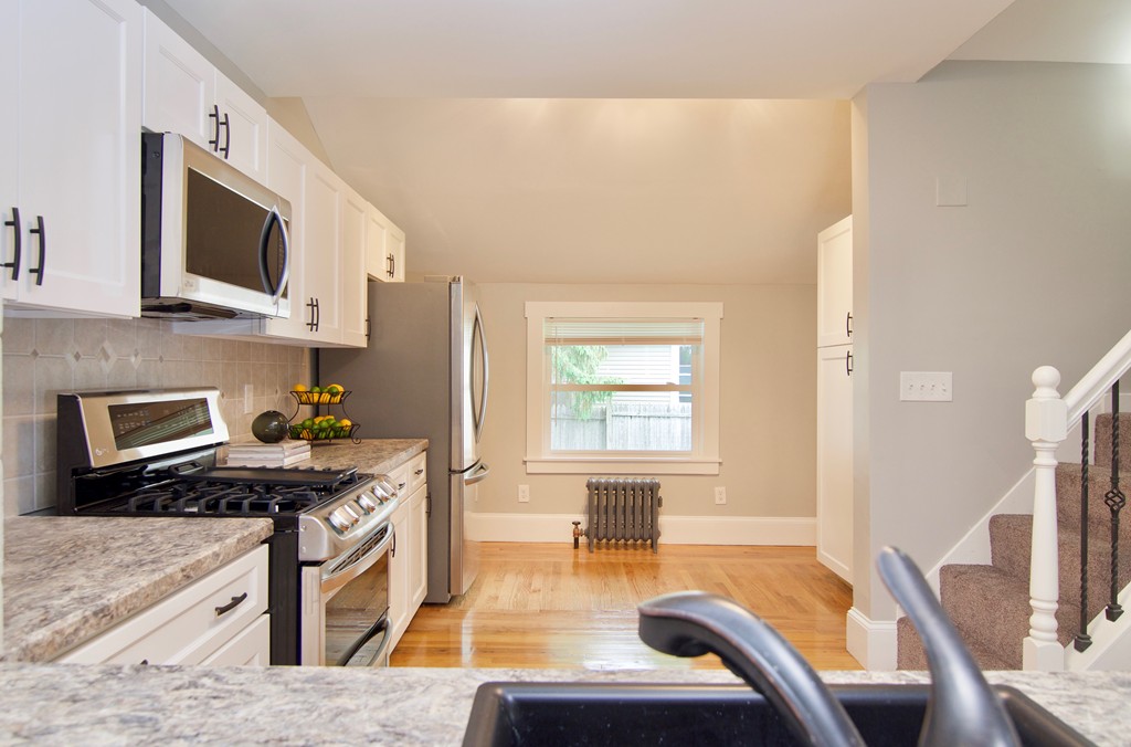 30 Alberta Street Springfield, MA 01108 - Photo 10 of 30