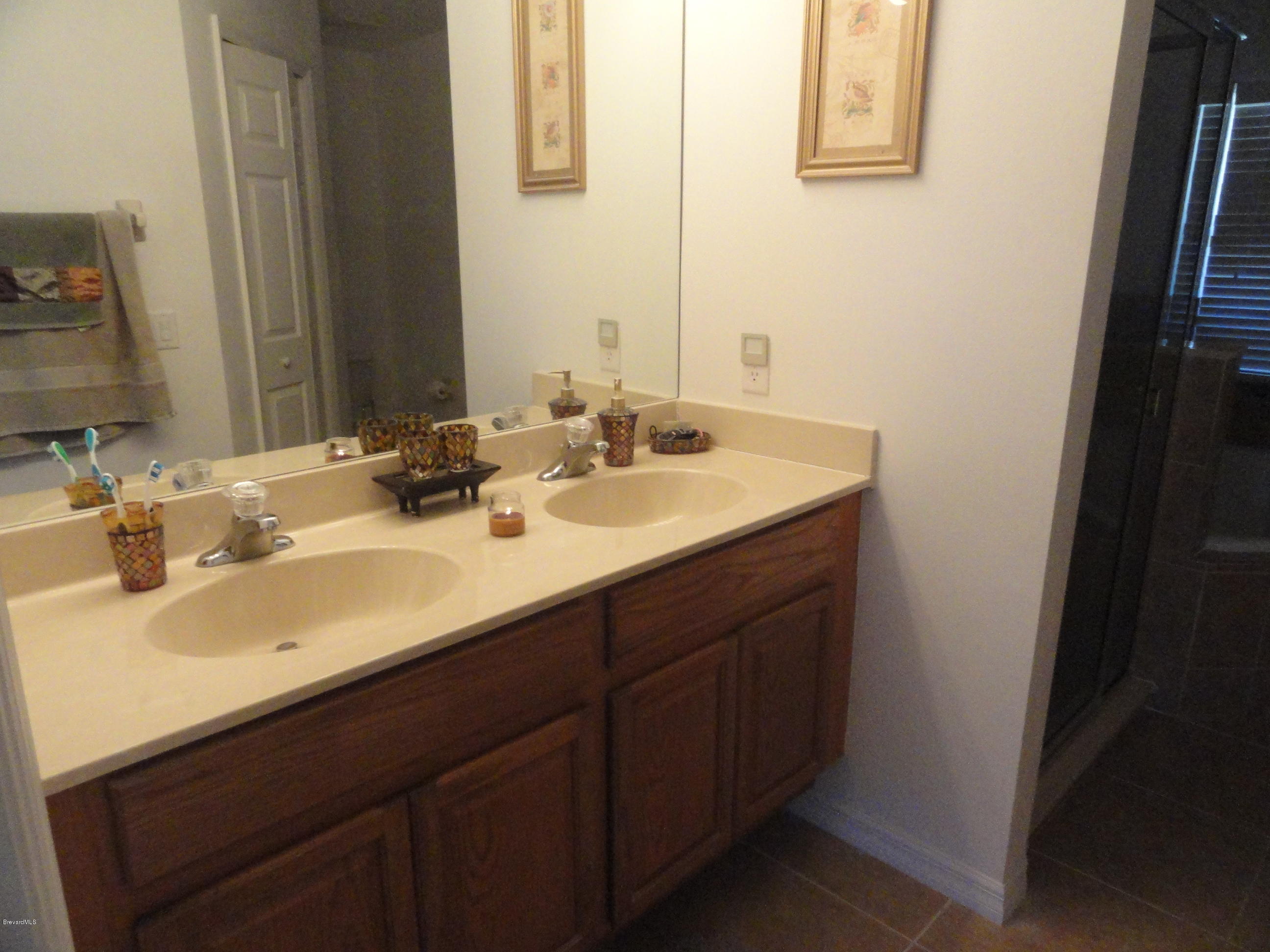 308 Taunton Road Southwest Palm Bay, FL 32908 - Photo 10 of 13 MASTER BATH