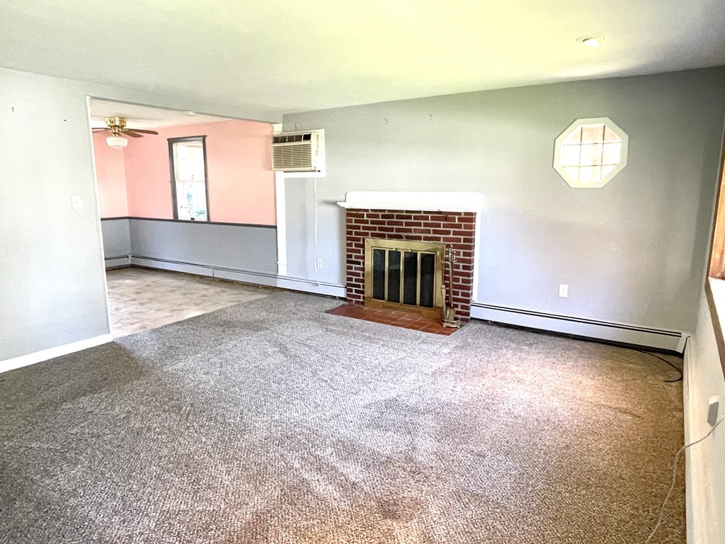 13 Day Circle Woburn, MA 01801 - Photo 4 of 19