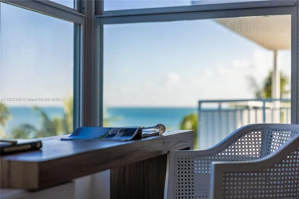 $18,000 | 615 Ocean Drive, Unit 6A, Key Biscayne, FL 33149