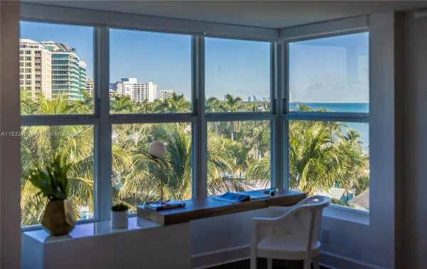 $18,000 | 615 Ocean Drive, Unit 6A, Key Biscayne, FL 33149