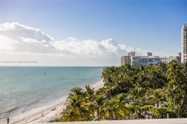 $18,000 | 615 Ocean Drive, Unit 6A, Key Biscayne, FL 33149