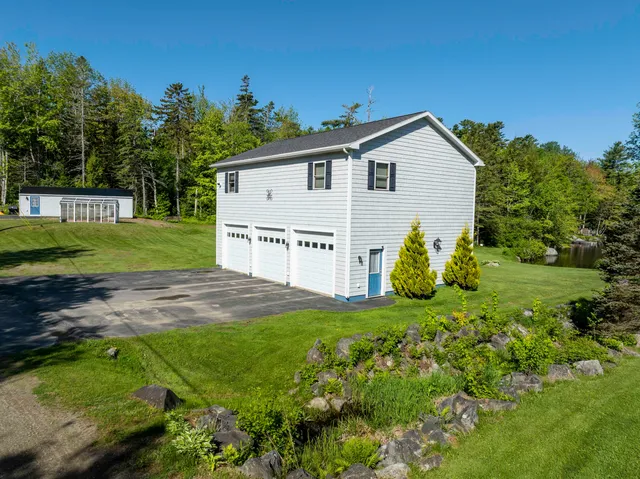 $600,000 | 18-24 Sunny Cove Lane, Meddybemps, ME 04657