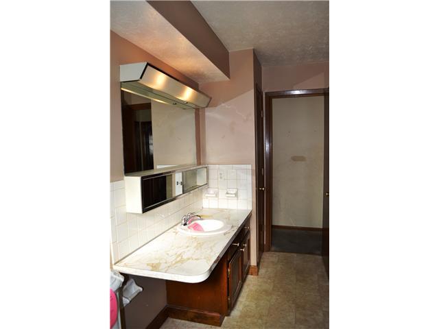 275 Demorest Road Columbus, OH 43204 - Photo 9 of 17 Gallery Image 9