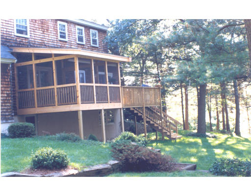 87 Topsfield Road Wenham, MA 01984 - Photo 2 of 4 Gallery Image 2