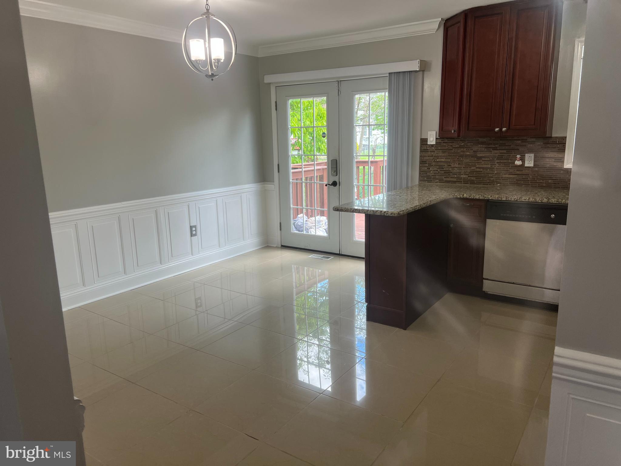 725 Rosa Avenue Croydon, PA 19021 - Photo 4 of 31 Dining room + Kitchen
