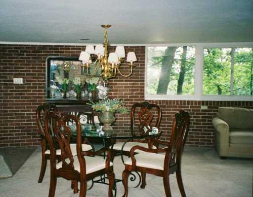 120 Ridge Road Pittsburgh, PA 15237 - Photo 3 of 8 Dining Room.