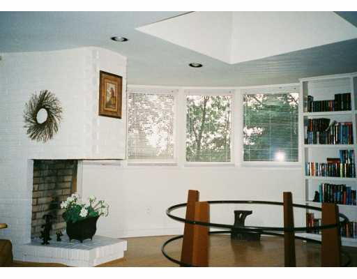 120 Ridge Road Pittsburgh, PA 15237 - Photo 5 of 8 Den/Family/Great Room.
