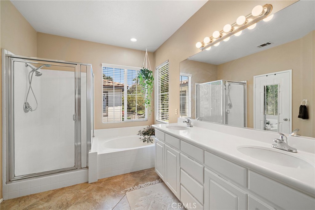 35 Kyle Court Ladera Ranch, CA 92694 - Photo 21 of 38 Gallery Image 21