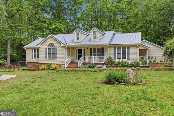 $399,900 | 155 Deerfield Circle, Mount Airy, GA 30563