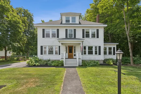 $525,000 | 14 Yarmouth Road, Gray, ME 04039