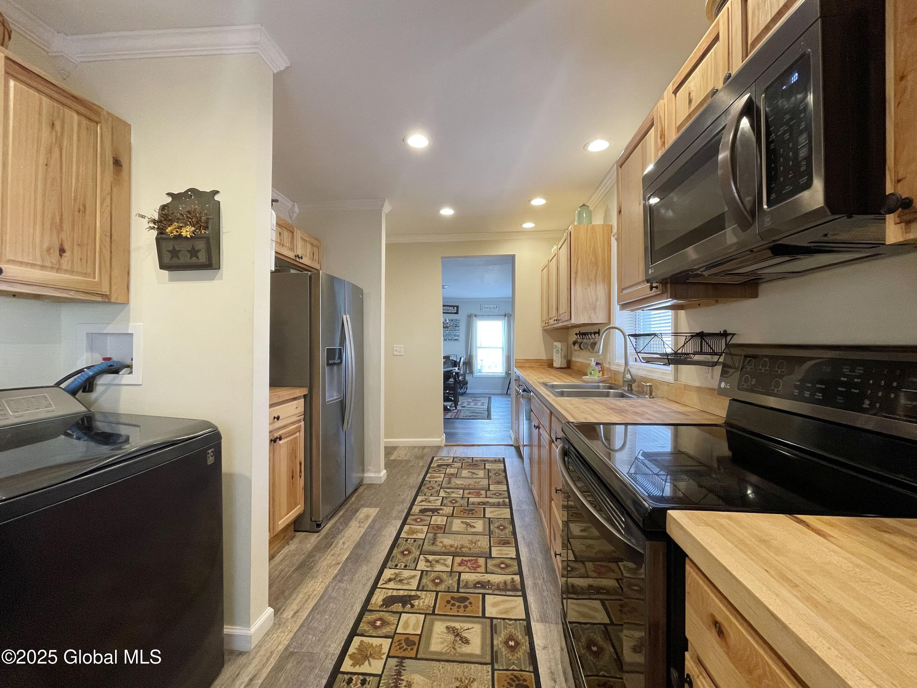 128 Burgoyne Road Ticonderoga, NY 12883 - Photo 23 of 75 42