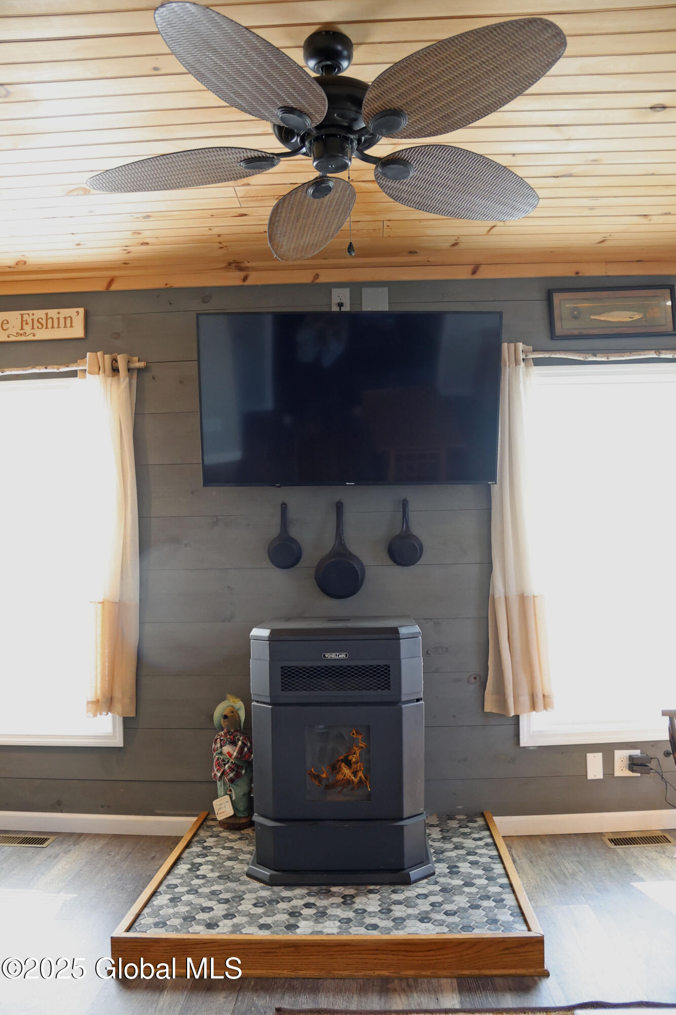 128 Burgoyne Road Ticonderoga, NY 12883 - Photo 36 of 75 28