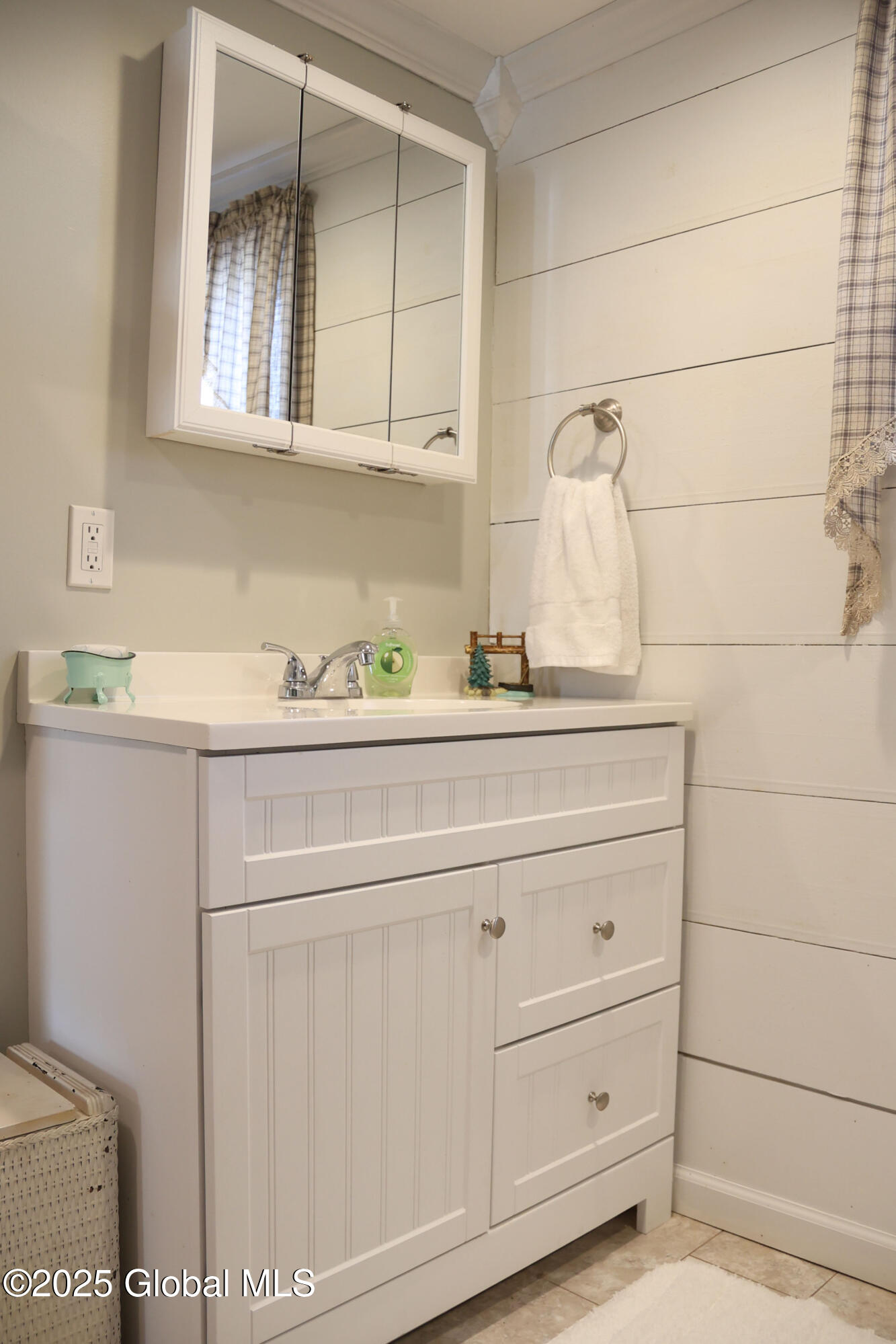 128 Burgoyne Road Ticonderoga, NY 12883 - Photo 39 of 75 17