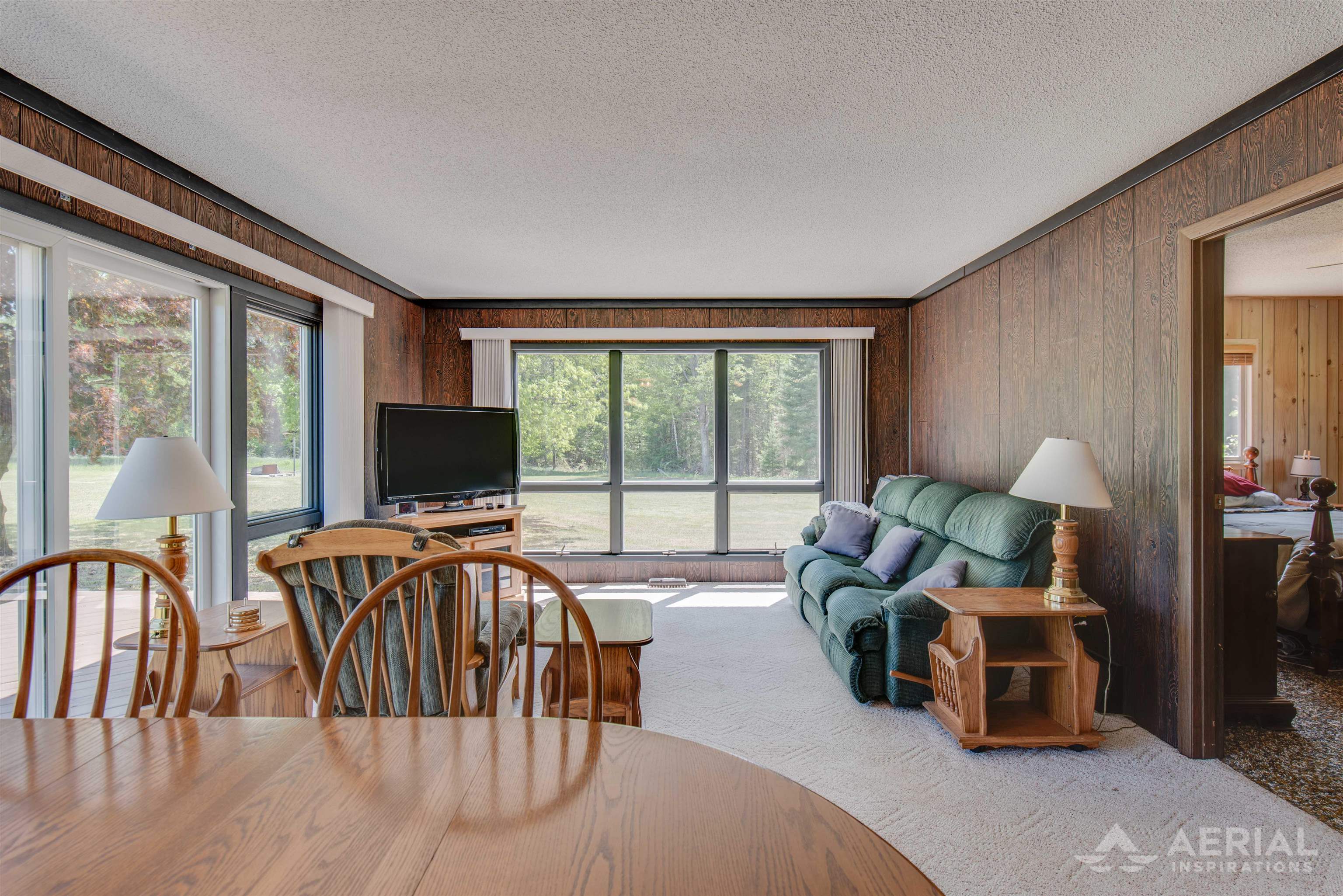 1041 Gerald Miller Road West Branch, MI 48661 - Photo 10 of 18 1911518-9.JPG
