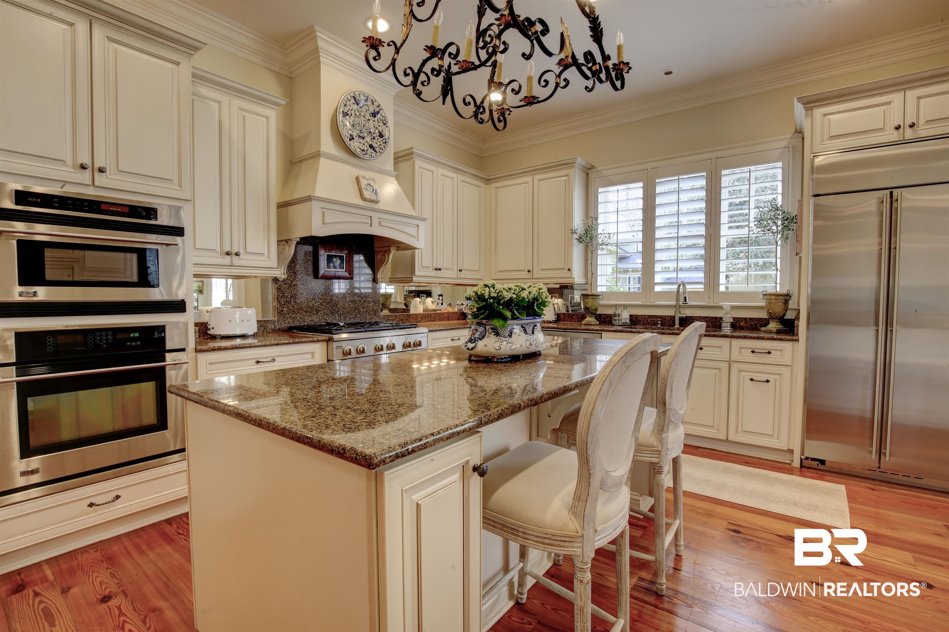 17861 South Section Street, Unit 18 Fairhope, AL 36532 - Photo 11 of 47 Spacious Kitchen