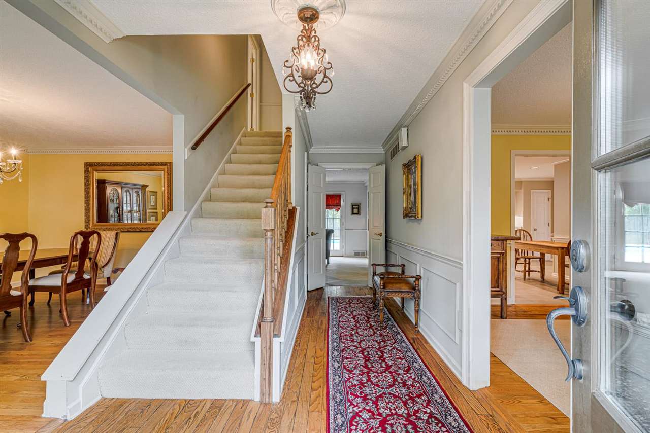 1844 Brierbrook Road Germantown, TN 38138 - Photo 3 of 25 Gallery Image 3
