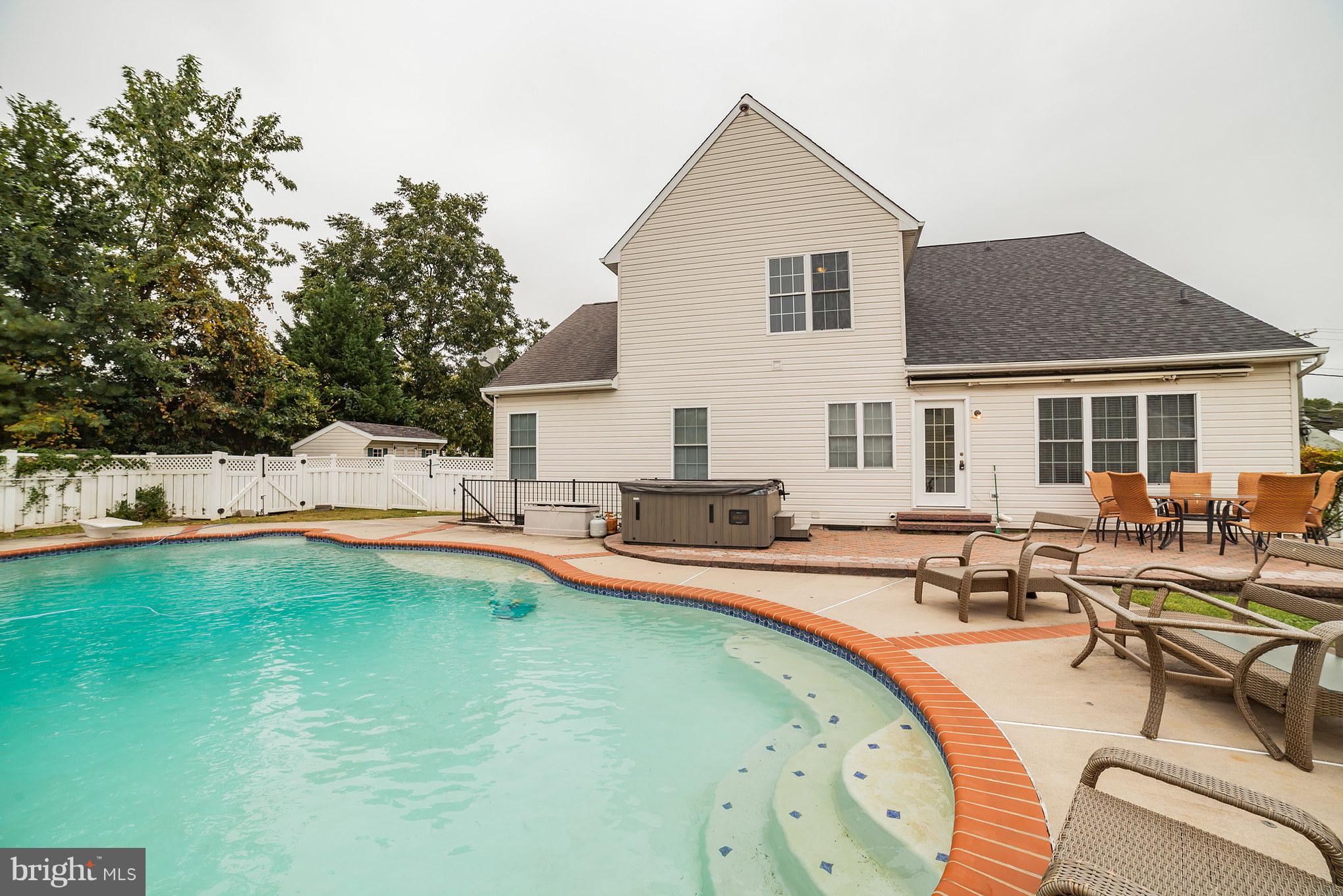 7816 Longridge Road Baltimore, MD 21236 - Photo 3 of 29 Gallery Image 3