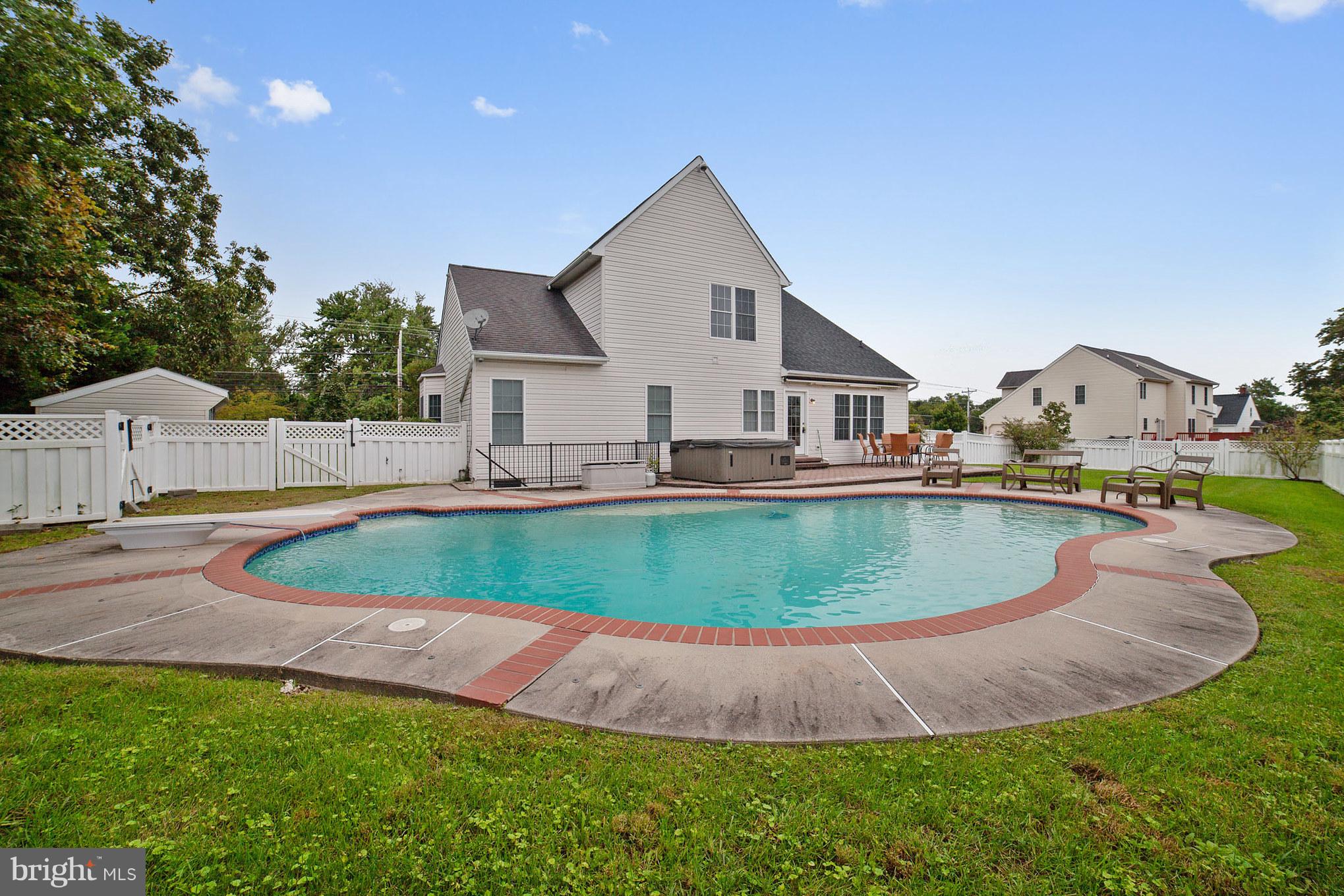 7816 Longridge Road Baltimore, MD 21236 - Photo 28 of 29 Gallery Image 28