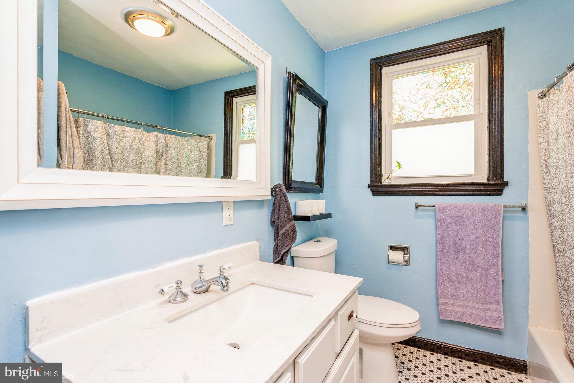 2016 Sandymount Road Finksburg, MD 21048 - Photo 16 of 35 First floor bathroom