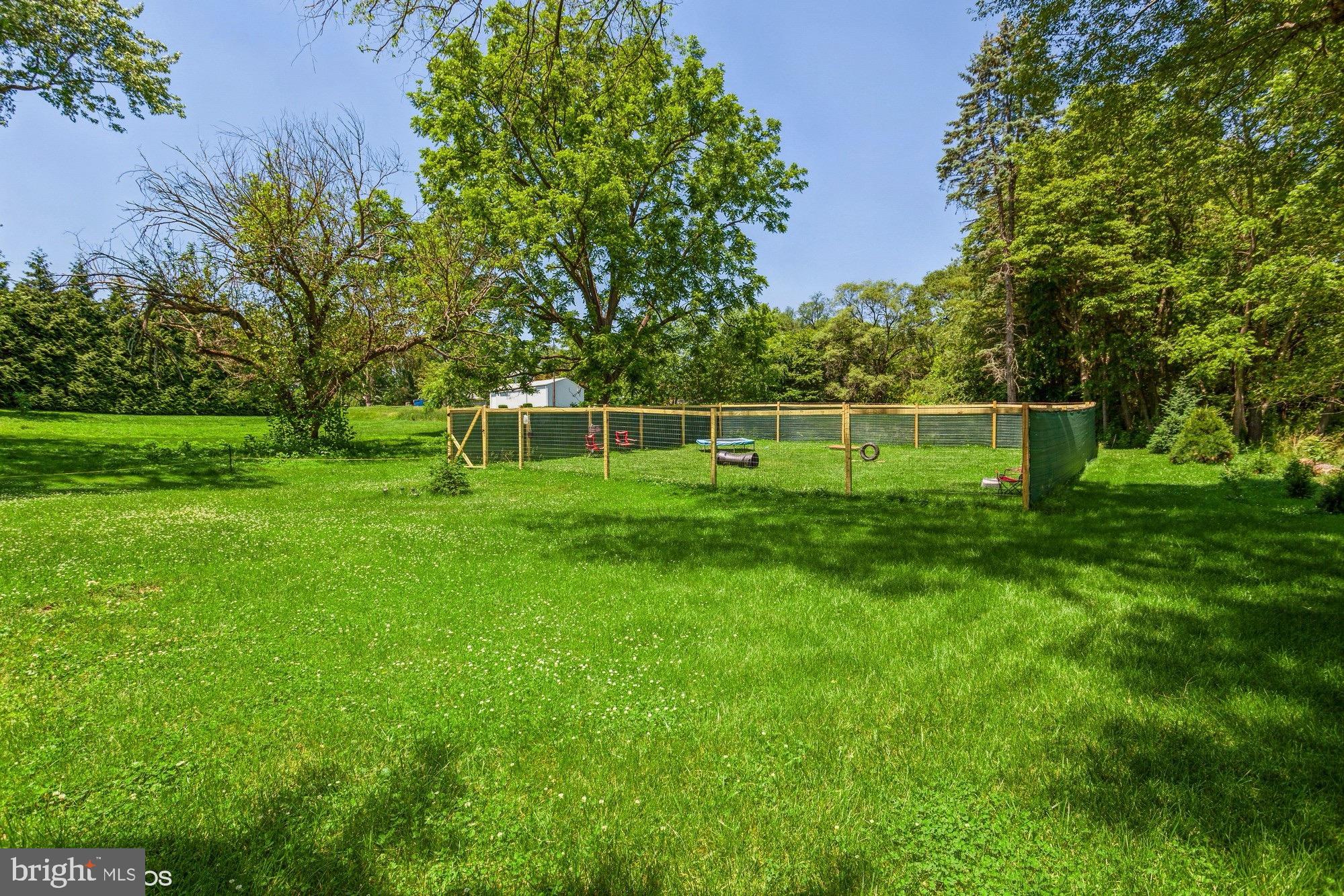 2016 Sandymount Road Finksburg, MD 21048 - Photo 4 of 35 Space for pets or outdoor fun