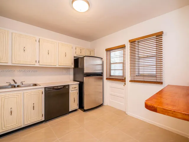 $2,150 | 8161 Southwest 24th Court, Unit 202, Davie, FL 33324