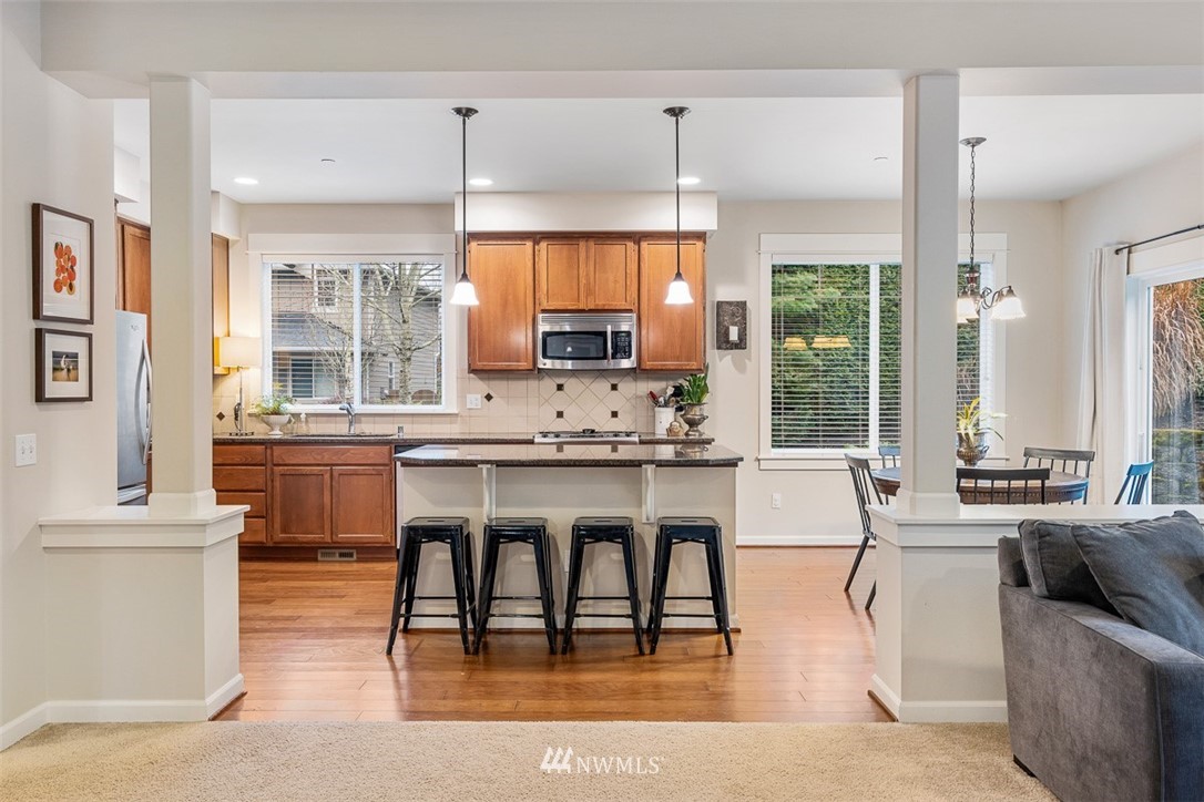 10802 Northeast 187th Street Bothell, WA 98011 - Photo 12 of 38 Gallery Image 12
